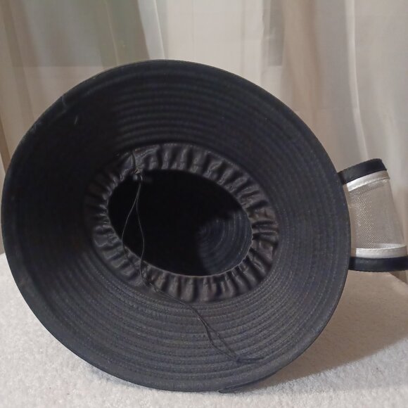 BLACK AND WHITE FORMAL HAT BY FOREVERMORE WITH TAG. - Picture 5 of 5